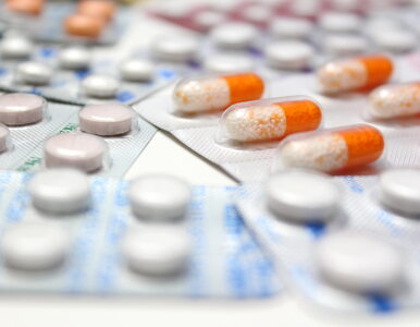 Czym grozi lekomania? Polacy przyjmują rocznie ponad 2 mld medykamentów