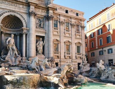 Miniatura: Szokujące zachowanie turystki w Rzymie. To...