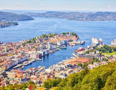 Miniatura: Polacy wylatują na Wielkanoc na potęgę....