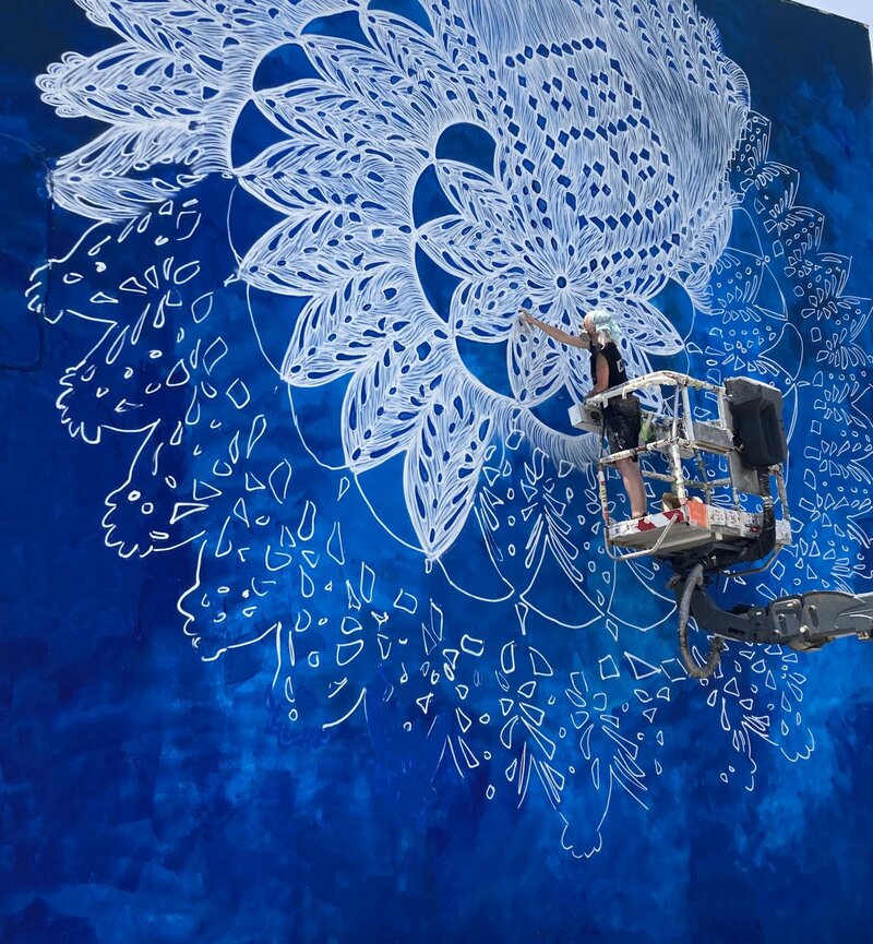 Prace NeSpoon, inspirowane tradycyjną koronką, zdobią przestrzenie miejskie na&nbsp;całym świecie. Teraz przyszła pora na&nbsp;Domotekę