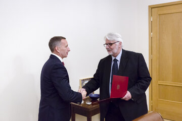 Jacek Gawryszewski z&nbsp;szefem MSZ Witoldem Waszczykowskim