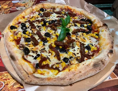 Miniatura: Zjedliśmy pizzę z larwami, której nie ma w...