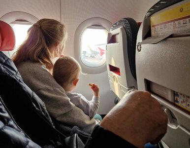 Miniatura: Podróż dziecka samolotem. Jak się do tego...