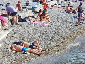 Miniatura: W perle nad Adriatykiem robi się zbyt...