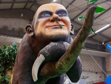 Platforma przygotowana na Różaną Paradę (2024 rok) 