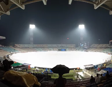 Miniatura: Śmiertelna panika przed stadionem....