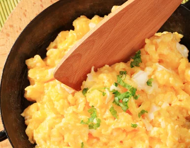 Miniatura: Żaden boczek ani cebula. Do jajecznicy...