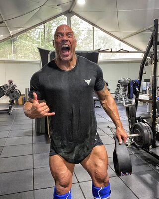 Miniatura: 48-letni Dwayne „The Rock” Johnson