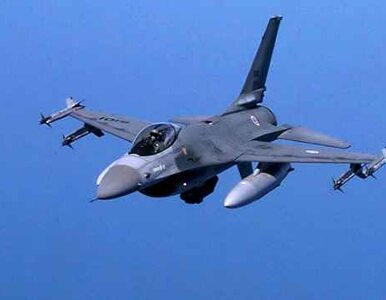 Miniatura: NATO wciąż bombarduje Libię