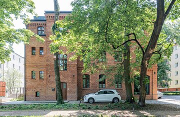 Hospicjum Caritas w&nbsp;Olsztynie &ndash; Fasada Roku 2022 w&nbsp;kategorii &bdquo;budynek zabytkowy po&nbsp;renowacji&rdquo;