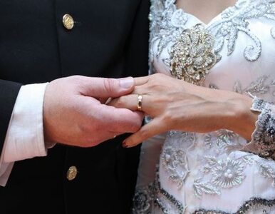 Miniatura: Polacy nie wierzą w szczęśliwe małżeństwa