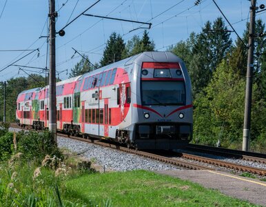 Miniatura: Ceny paliwa w górę, ceny biletów w dół....