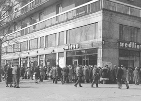 Miniatura: Co wiesz o PRL-u? Ten QUIZ rozwiąże tylko...