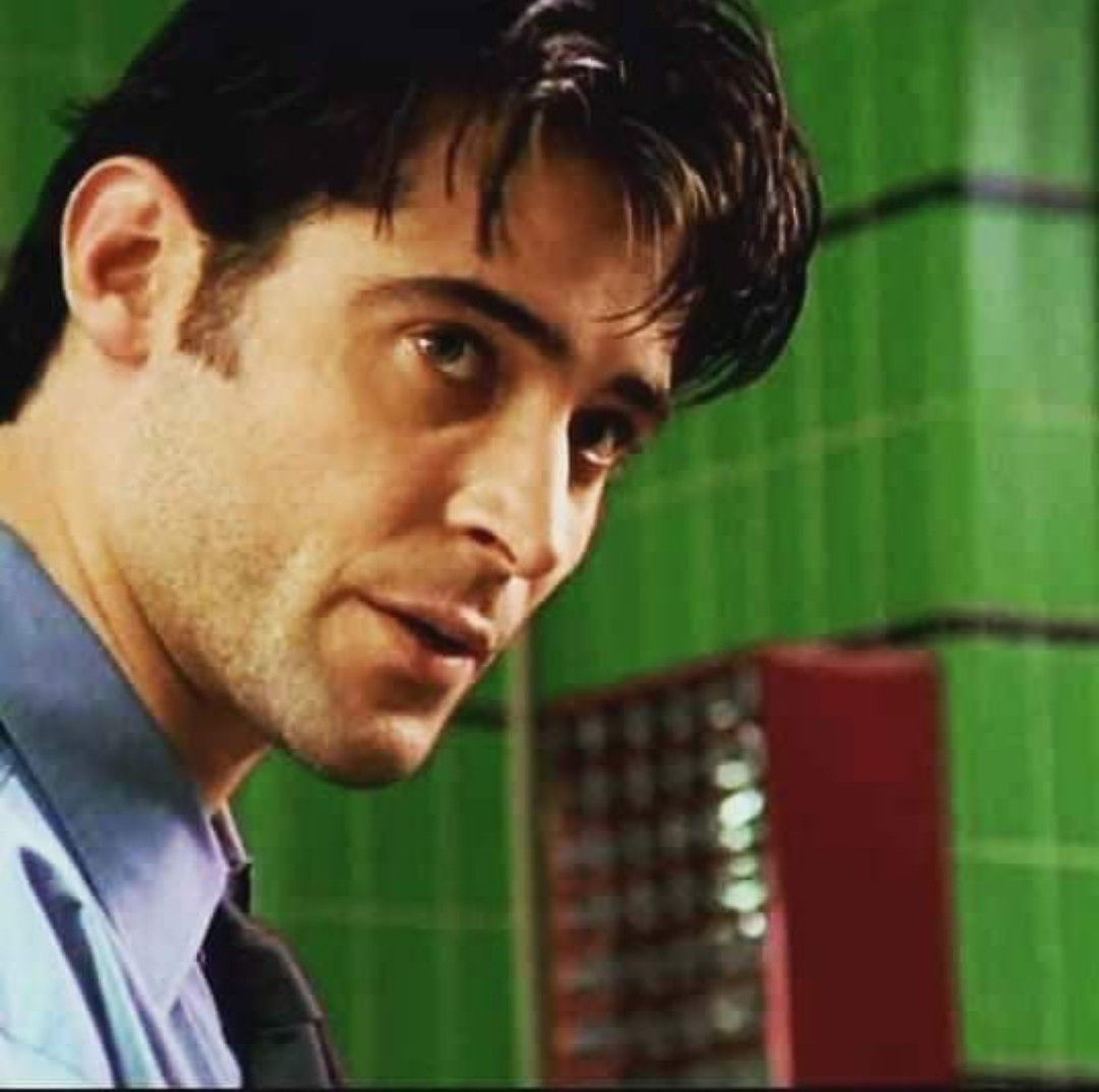 Goran Visnjic jako Luka Kovac w serialu „Ostry dyżur” (1994) 