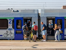 Miniatura: Polskie miasto bez pociągów nad morze....