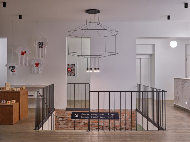 Nowe życie historycznego Hořec Centre w Karkonoszach, projekt Aleš Lapka i Petr Kolár z pracowni ADR