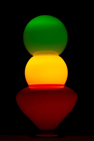 Rzeźby świetlne Michała Korchowca 