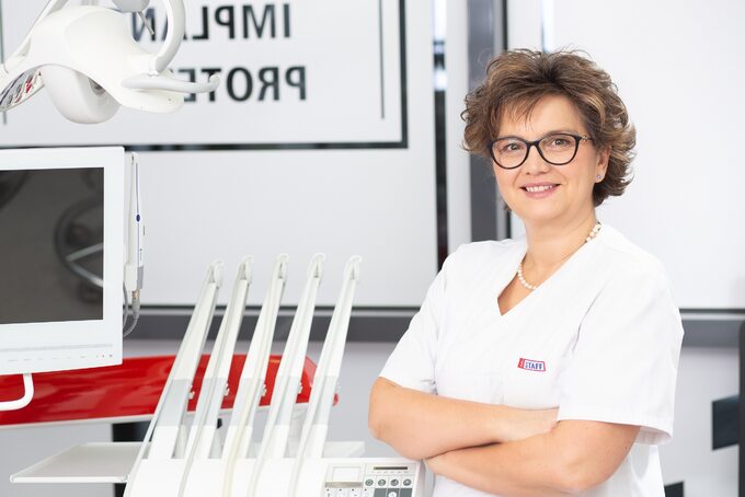 dr Urszula Jarosz, stomatolog Varsovia Dental