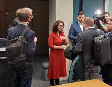 Miniatura: Wzburzenie na sejmowej komisji. Na sali...