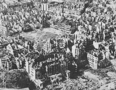 Miniatura: „Warszawa nie była miastem do ocalenia”....