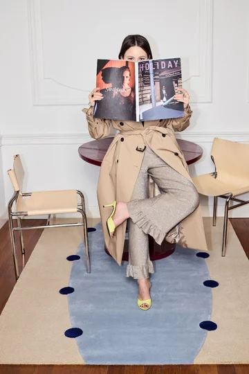 Malwina Konopacka przenosi swój charakterystyczny język form i koloru z ceramiki na ręcznie tuftowane dywany z kolekcji VOYAGE stworzonej dla Carpets & More 