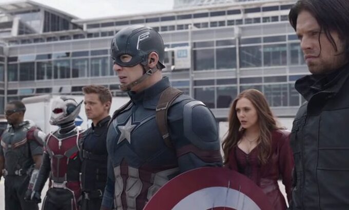 Team Cap w filmie "Kapitan Ameryka: Wojna Bohaterów"