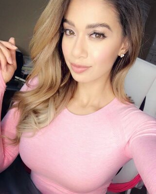 Miniatura: Poznajcie Lais DeLeon. Internauci...