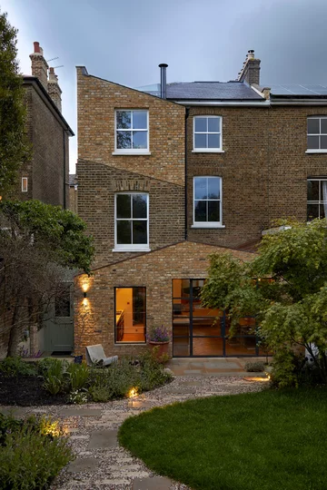 Przebudowa domu, projekt Finkernagel Ross Downloadfor.press, Finkernagel Ross