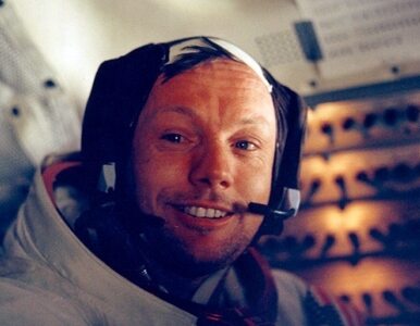 Miniatura: Umarł Neil Armstrong - człowiek, który...