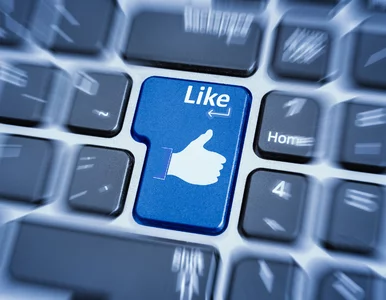 Miniatura: Facebook wyjaśnia, skąd wzięły się nowe...