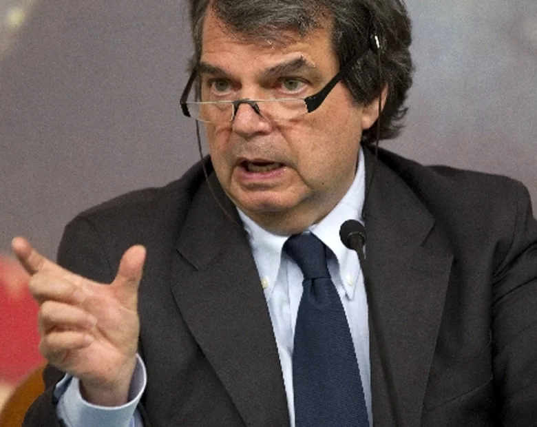 Miniatura: Włochy: minister wziął ślub o północy, by...