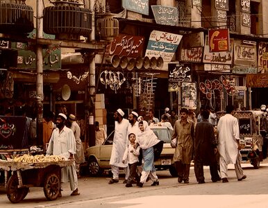 Miniatura: W Pakistanie łatwiej o heroinę niż o jedzenie