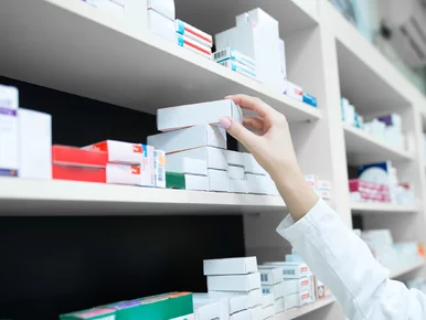 Miniatura: Popularny lek przeciwgorączkowy wycofany z...