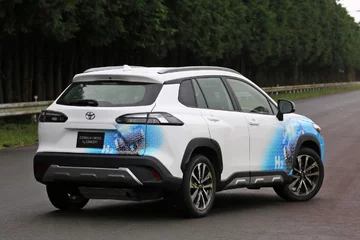 Toyota Corolla Cross H2 Concept 