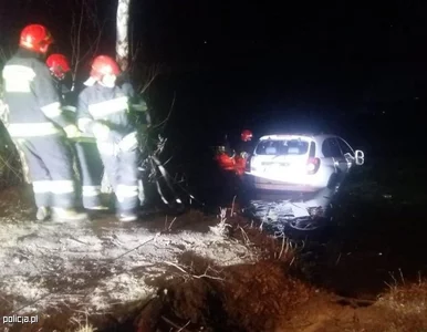 Miniatura: Ciechanów. Policjanci uratowali kobietę z...