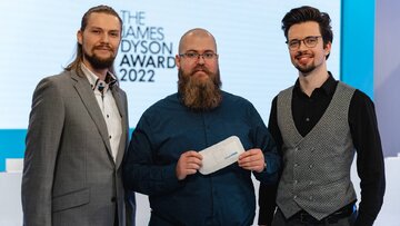Zesp&oacute;ł SmartHEAL&ndash; (od lewej) Dominik Baraniecki, Tomasz Raczyński i&nbsp;Piotr Walter