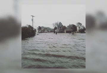 Huragan Florence uderzył w wybrzeże USA 