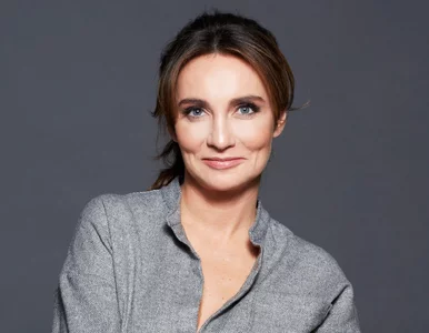 Miniatura: Firma najbogatszej Polki zawiadamia...