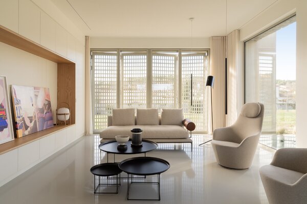 Miniatura: Minimalistyczne wnętrza wiejskiego domu