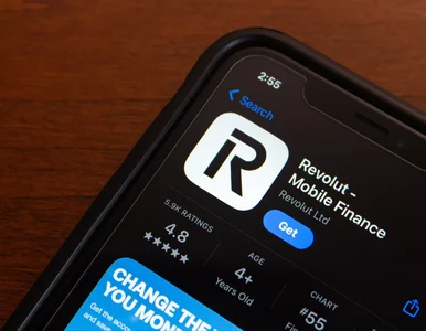 Miniatura: Blokady kont i brak informacji? Revolut ma...