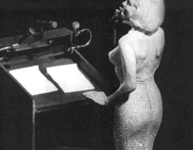 Miniatura: Legendarna suknia Marilyn Monroe sprzedana...