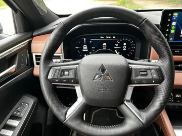 Mitsubishi Outlander PHEV 2026 Mitsubishi Outlander test redakcyjny