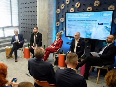 Miniatura: „Oby ten pędzący pociąg refundacyjny w...