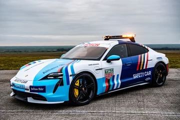 Porsche Taycan jako safety car 