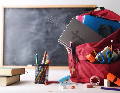 Miniatura: Pustki na lekcjach religii w Warszawie....