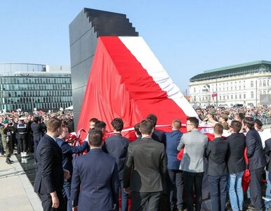 „Narodowa blokada schodów Jarosława”. Osiem demonstracji w rocznicę...