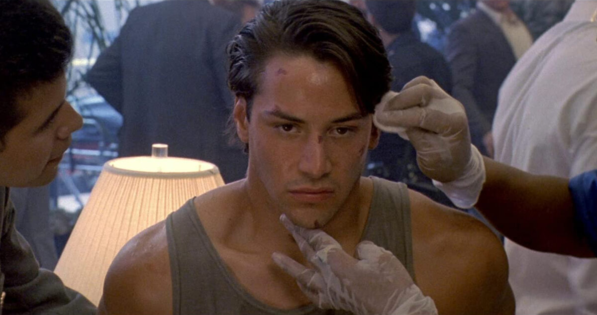 Keanu Reeves w filmie „Na fali” (1991) 