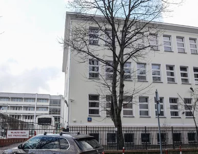 Miniatura: Stołeczny ratusz przejmuje rosyjską szkołę...