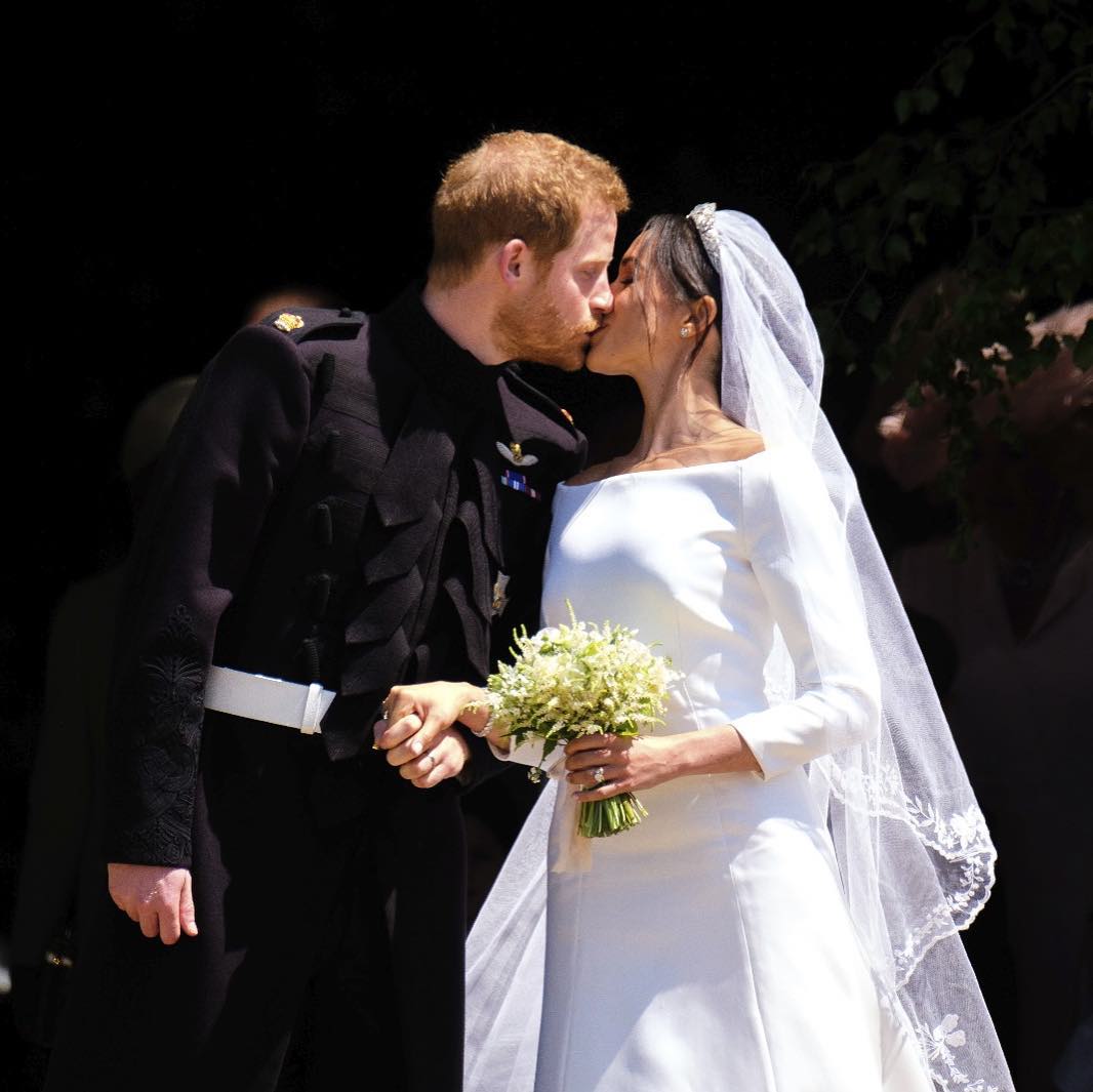 Ślubną suknię Meghan Markle zaprojektował dom mody: