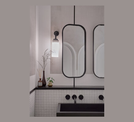 Miniatura: lustro w łazience